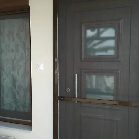 Palm Garden Orfánion